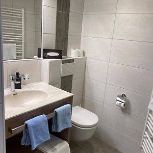 Superior Zimmer mit Kingsize-Bett